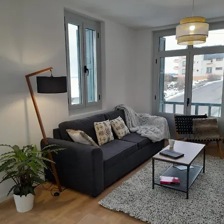 Cosycerdan, Bel Vue Montagne Et Balcon Apartment