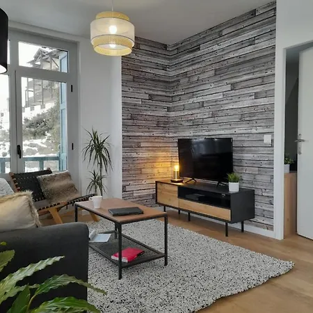 Apartment Cosycerdan, Bel Vue Montagne Et Balcon